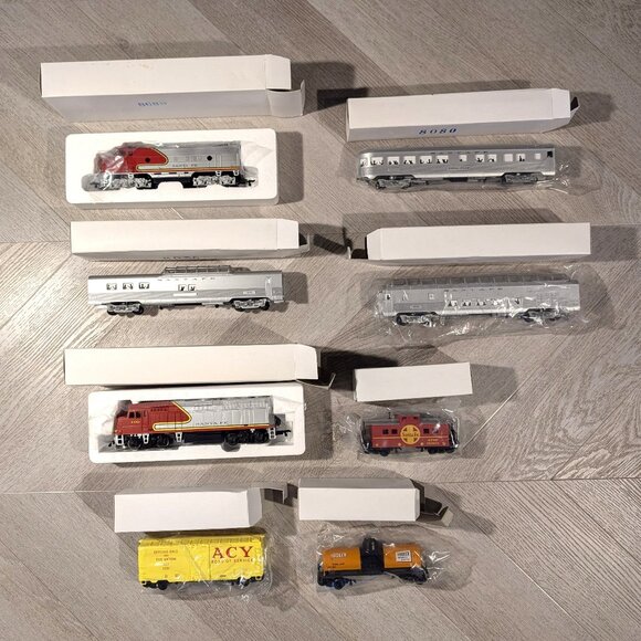 Life Like Trains HO Scale Santa Fe Train Set - See Description - Picture 1 of 11